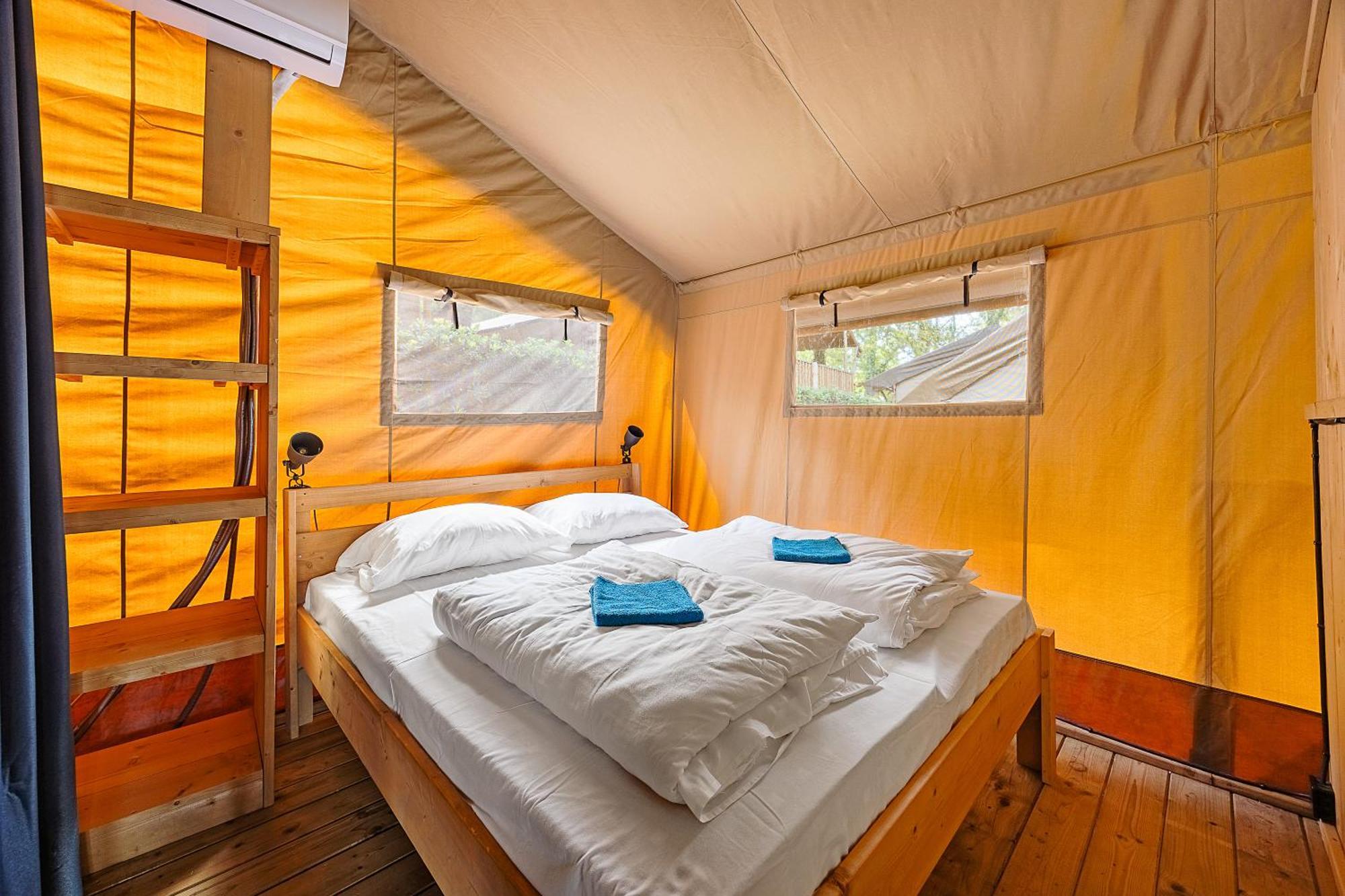 Easyatent Safari Tent Bijela Uvala Mugeba Rum bild